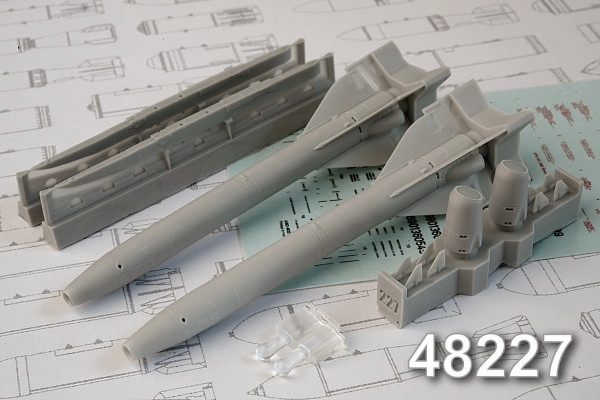 АМС 48227 Х-25 «изделие 69» Авиационная управляемая ракета класса «Воздух-поверхность» (в комплекте две ракеты Х-25 с АПУ-68УМ2). (thumb10327)