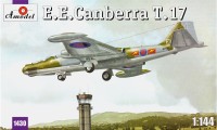 AMO1430   E.E.Canberra T.17 (thumb14876)