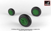 AR AW32009   1/32 Mikoyan MiG-21 Fishbed wheels w/ weighted tires, early (attach3 21507)