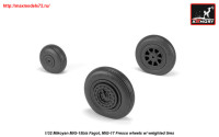 AR AW32014   1/32 Mikoyan MiG-15bis Fagot (late) / MiG-17 Fresco wheels w/ weighted tires (attach2 25536)