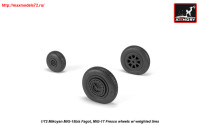 AR AW72054   1/72 Mikoyan MiG-15bis Fagot (late) / MiG-17 Fresco wheels w/ weighted tires (attach2 25571)