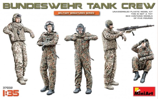 MA37032   Bundeswehr tank crew (thumb27154)