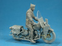 MA35168   U.S.Millitary policeman with motorcycle (attach4 26586)