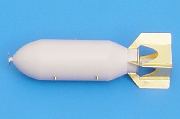 BRL48007   US 1000lb bomb (thumb30321)