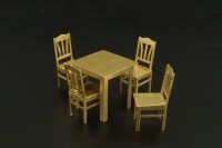 BRL72013   Table and chairs (attach1 29758)