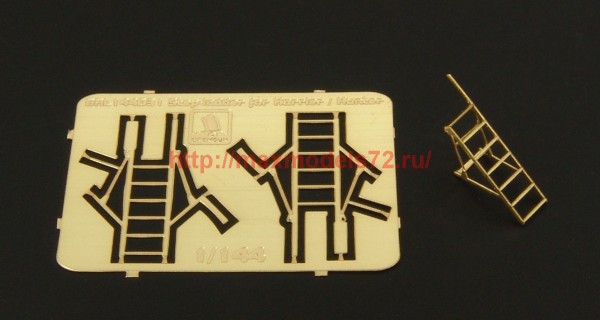 BRL144031   Step ladders for Hunter and Harrier (thumb35171)
