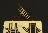 BRL144031   Step ladders for Hunter and Harrier (attach1 35171)