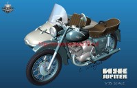 BM3576   IZH Jupiter motorcycle w. female DieselPunk style fig. (attach5 39266)