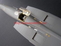 MD4823   MiG-25. Exterior (ICM) (attach3 46824)