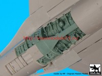 BDA48080   148 F-16  C Wheel bay (attach4 55153)