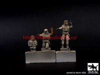 BDT72051   Us modern tank crew (attach3 53230)