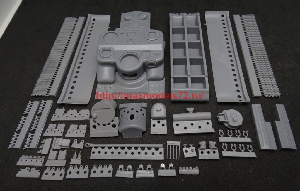 OKBV72110   British Nuffield Assault Tank A.T.15 (attach1 64448)