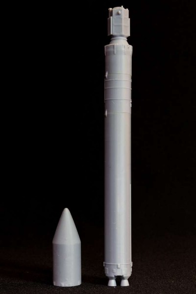 AMA145030   Ракета «Рокот» + спутник KOMPSAT-2   1/144 (thumb77093)