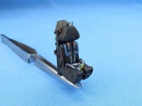 MDR48244   F-35A. Ejection seat (attach1 84356)