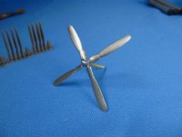 MDR7281   B-29. Propellers set late type (attach1 84421)