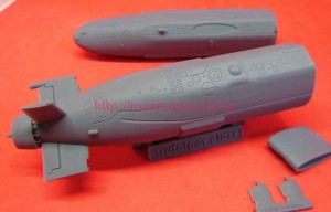 OKBN350046   Trafalgar class submarine with sonar 2076 set (attach4 90731)