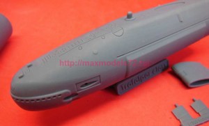 OKBN350046   Trafalgar class submarine with sonar 2076 set (attach3 90731)